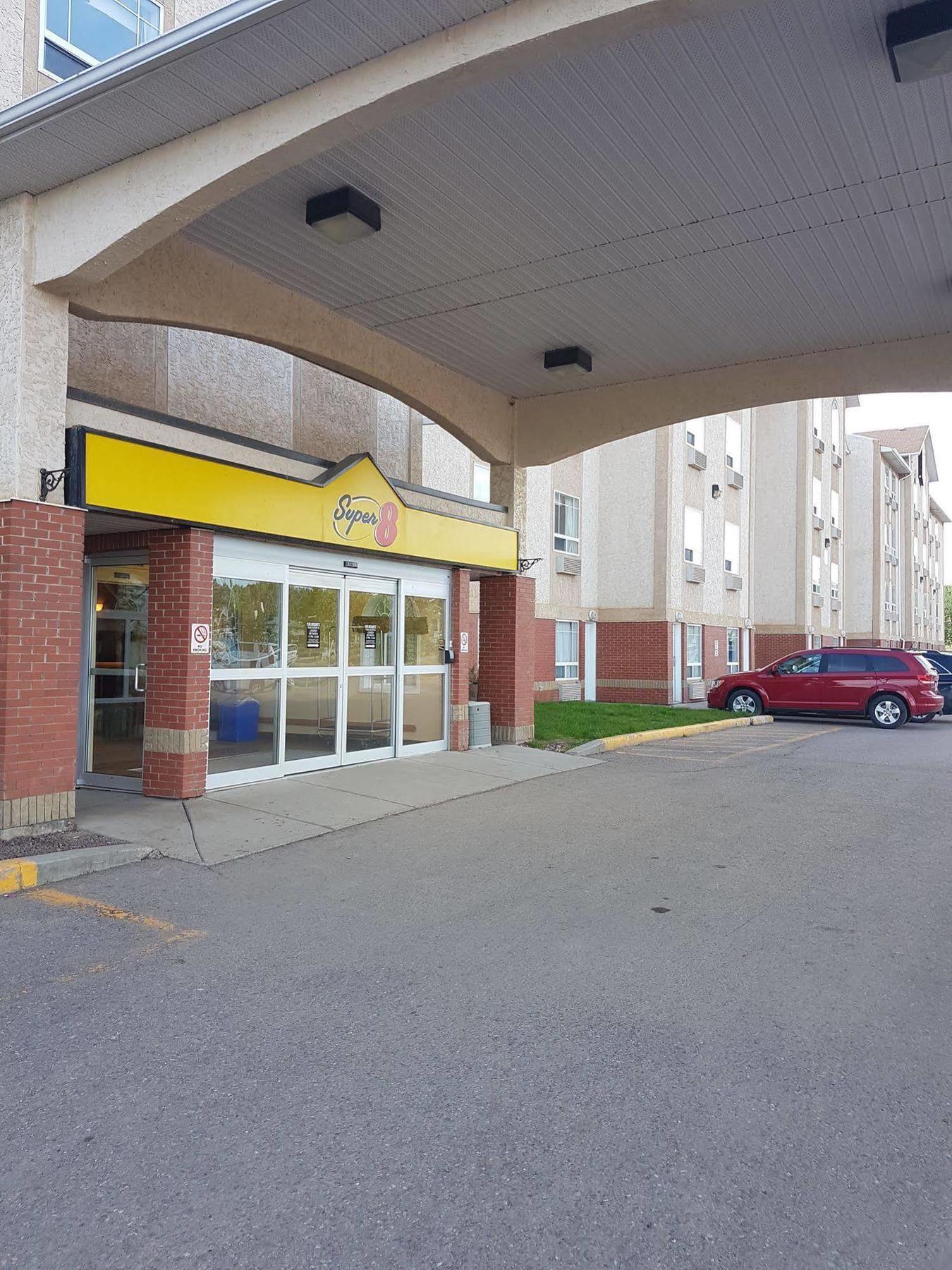 Super 8 By Wyndham Fort Nelson Bc Exterior foto